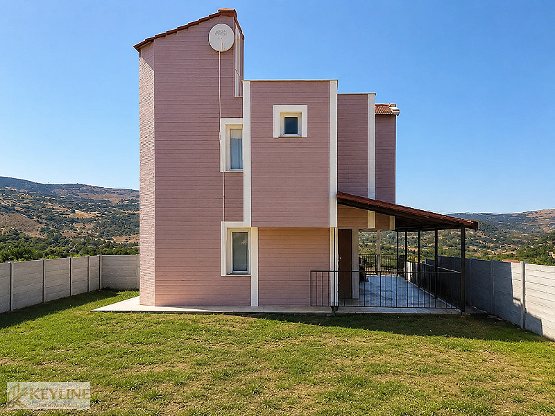 Çandarlı'da Denize 800m, 3+1 Müstakil Villa Fırsatı